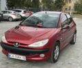 Красный Пежо 206, объемом двигателя 1.6 л и пробегом 195 тыс. км за 3750 $, фото 13 на Automoto.ua