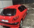 Красный Пежо 206, объемом двигателя 1.12 л и пробегом 219 тыс. км за 3000 $, фото 2 на Automoto.ua