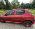Красный Пежо 206, объемом двигателя 1.4 л и пробегом 180 тыс. км за 3350 $, фото 2 на Automoto.ua