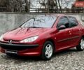 Красный Пежо 206, объемом двигателя 1.36 л и пробегом 232 тыс. км за 2990 $, фото 3 на Automoto.ua