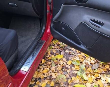 Красный Пежо 206, объемом двигателя 1.4 л и пробегом 199 тыс. км за 3900 $, фото 9 на Automoto.ua