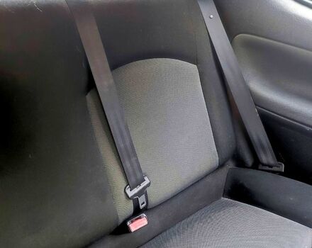 Червоний Пежо 206, об'ємом двигуна 1.4 л та пробігом 211 тис. км за 3000 $, фото 10 на Automoto.ua