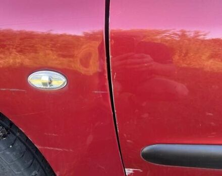 Красный Пежо 206, объемом двигателя 1.36 л и пробегом 280 тыс. км за 3200 $, фото 2 на Automoto.ua