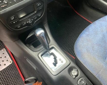 Червоний Пежо 206, об'ємом двигуна 1.6 л та пробігом 218 тис. км за 3500 $, фото 11 на Automoto.ua