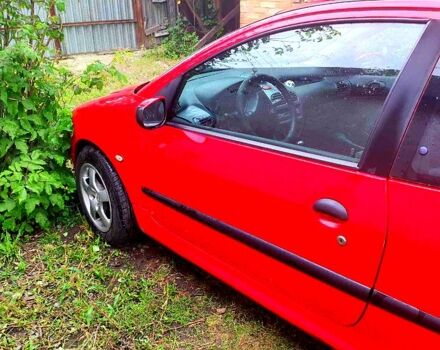 Червоний Пежо 206, об'ємом двигуна 1.4 л та пробігом 211 тис. км за 3000 $, фото 2 на Automoto.ua