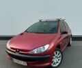 Красный Пежо 206, объемом двигателя 1.4 л и пробегом 263 тыс. км за 2600 $, фото 1 на Automoto.ua
