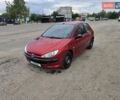 Червоний Пежо 206, об'ємом двигуна 1.4 л та пробігом 260 тис. км за 3130 $, фото 2 на Automoto.ua