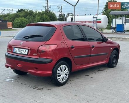 Красный Пежо 206, объемом двигателя 1.4 л и пробегом 229 тыс. км за 3500 $, фото 3 на Automoto.ua