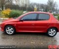 Красный Пежо 206, объемом двигателя 1.6 л и пробегом 269 тыс. км за 3900 $, фото 1 на Automoto.ua