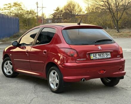 Красный Пежо 206, объемом двигателя 1.4 л и пробегом 119 тыс. км за 4500 $, фото 4 на Automoto.ua