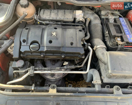 Червоний Пежо 206, об'ємом двигуна 1.59 л та пробігом 188 тис. км за 4500 $, фото 12 на Automoto.ua