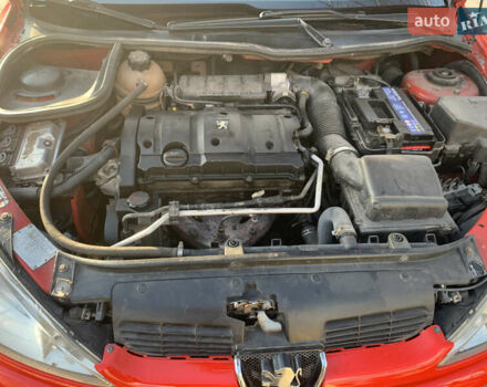 Червоний Пежо 206, об'ємом двигуна 1.59 л та пробігом 188 тис. км за 4500 $, фото 9 на Automoto.ua