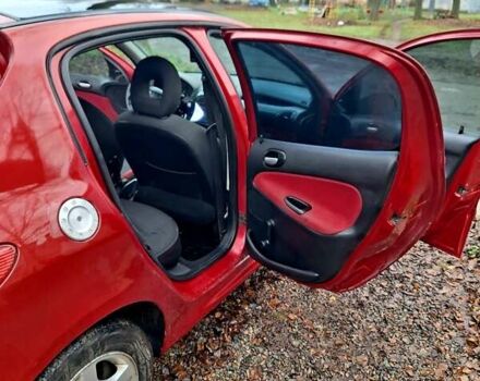 Красный Пежо 206, объемом двигателя 1.36 л и пробегом 226 тыс. км за 3799 $, фото 37 на Automoto.ua