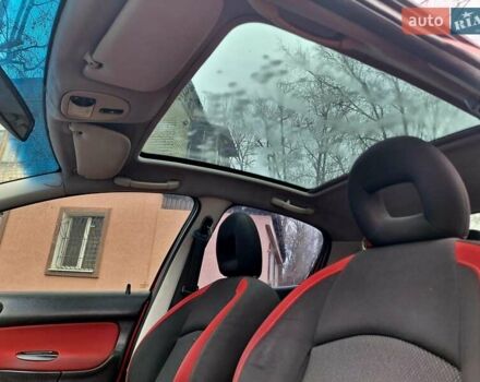 Красный Пежо 206, объемом двигателя 1.36 л и пробегом 226 тыс. км за 3799 $, фото 42 на Automoto.ua