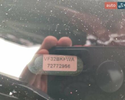 Червоний Пежо 206, об'ємом двигуна 1.36 л та пробігом 230 тис. км за 3800 $, фото 19 на Automoto.ua