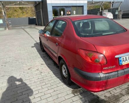 Красный Пежо 206, объемом двигателя 1.4 л и пробегом 170 тыс. км за 2800 $, фото 6 на Automoto.ua