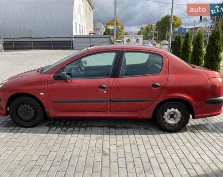 Червоний Пежо 206, об'ємом двигуна 1.4 л та пробігом 170 тис. км за 2800 $, фото 1 на Automoto.ua