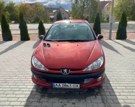 Красный Пежо 206, объемом двигателя 1.4 л и пробегом 170 тыс. км за 2800 $, фото 2 на Automoto.ua
