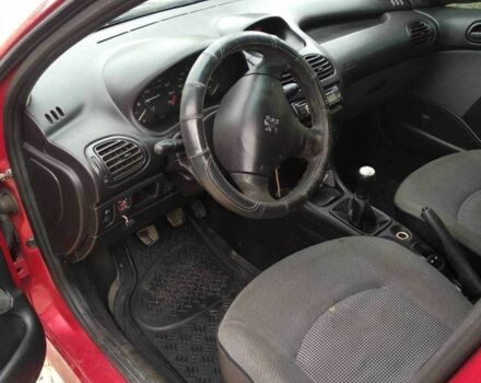 Пежо 206 2008 в Трускавце на Automoto.ua Красный Пежо 206, объемом двигателя 1.4 л и пробегом 260 тыс. км за 2950 $, фото 7 на Automoto.ua