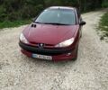 Червоний Пежо 206, об'ємом двигуна 1.4 л та пробігом 260 тис. км за 2650 $, фото 1 на Automoto.ua