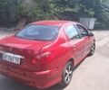 Красный Пежо 206, объемом двигателя 1.36 л и пробегом 118 тыс. км за 3500 $, фото 2 на Automoto.ua