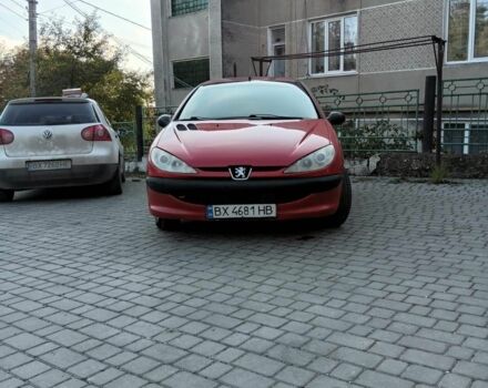 Червоний Пежо 206, об'ємом двигуна 1.1 л та пробігом 180 тис. км за 2200 $, фото 3 на Automoto.ua