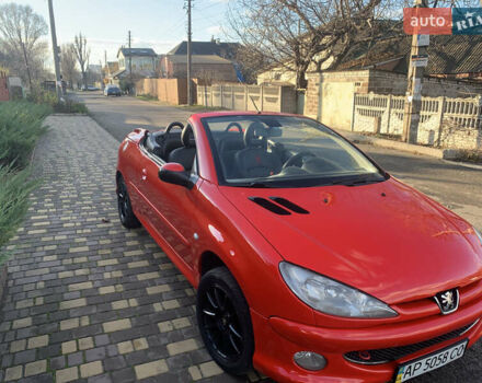 Красный Пежо 206, объемом двигателя 1.59 л и пробегом 188 тыс. км за 4500 $, фото 1 на Automoto.ua