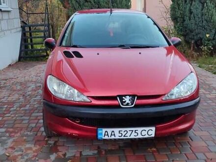 Красный Пежо 206, объемом двигателя 1.4 л и пробегом 204 тыс. км за 2850 $, фото 1 на Automoto.ua