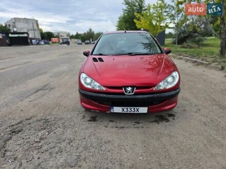 Червоний Пежо 206, об'ємом двигуна 1.4 л та пробігом 260 тис. км за 3130 $, фото 1 на Automoto.ua