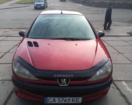 Червоний Пежо 206, об'ємом двигуна 1.4 л та пробігом 213 тис. км за 3000 $, фото 1 на Automoto.ua