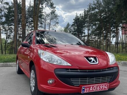 Пежо 206 2009 у Харкові на Automoto.ua Червоний Пежо 206, об'ємом двигуна 1.4 л та пробігом 176 тис. км за 2500 $, фото 1 на Automoto.ua