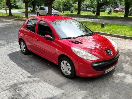 Пежо 206 2011 у Ужгороді на Automoto.ua Червоний Пежо 206, об'ємом двигуна 1.4 л та пробігом 272 тис. км за 3700 $, фото 1 на Automoto.ua