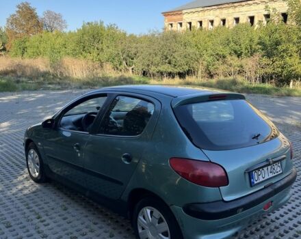 Пежо 206, объемом двигателя 1.6 л и пробегом 100 тыс. км за 1600 $, фото 3 на Automoto.ua
