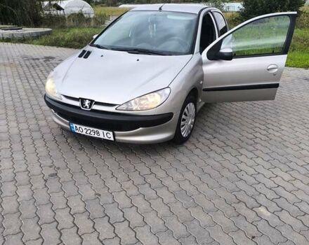 Пежо 206, объемом двигателя 1.1 л и пробегом 170 тыс. км за 2550 $, фото 4 на Automoto.ua
