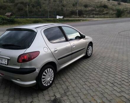 Пежо 206, объемом двигателя 1.1 л и пробегом 170 тыс. км за 2550 $, фото 2 на Automoto.ua