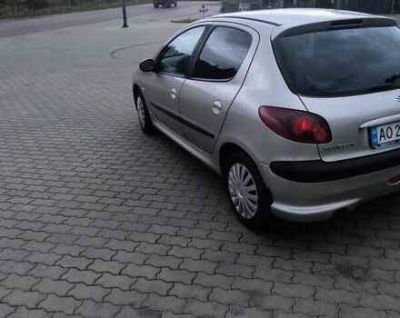 Пежо 206, объемом двигателя 1.1 л и пробегом 170 тыс. км за 2550 $, фото 5 на Automoto.ua