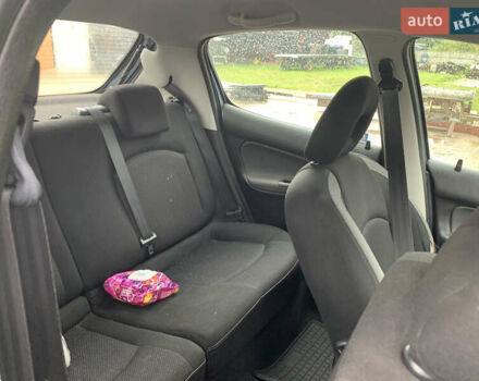 Пежо 206, объемом двигателя 1.6 л и пробегом 127 тыс. км за 3500 $, фото 5 на Automoto.ua