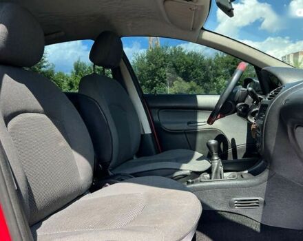 Пежо 206, объемом двигателя 1.4 л и пробегом 139 тыс. км за 4250 $, фото 8 на Automoto.ua
