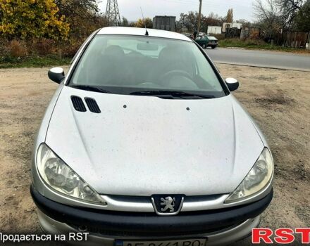 Пежо 206, объемом двигателя 1.4 л и пробегом 340 тыс. км за 2900 $, фото 2 на Automoto.ua
