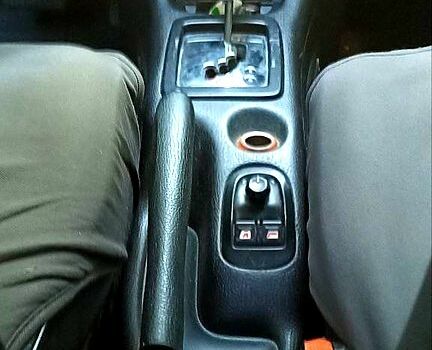 Пежо 206, об'ємом двигуна 1.6 л та пробігом 144 тис. км за 4400 $, фото 7 на Automoto.ua