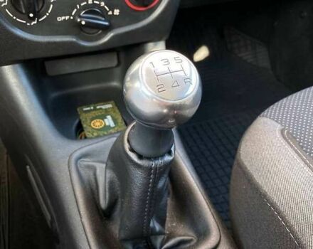 Пежо 206, объемом двигателя 1.4 л и пробегом 206 тыс. км за 3990 $, фото 26 на Automoto.ua