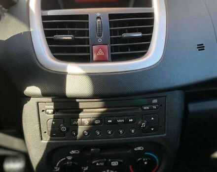 Пежо 206, объемом двигателя 1.4 л и пробегом 206 тыс. км за 3990 $, фото 25 на Automoto.ua