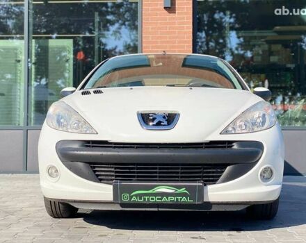 Пежо 206, объемом двигателя 1.4 л и пробегом 206 тыс. км за 3990 $, фото 2 на Automoto.ua