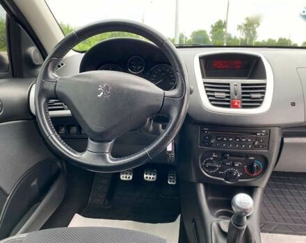 Пежо 206, объемом двигателя 1.4 л и пробегом 188 тыс. км за 4500 $, фото 11 на Automoto.ua