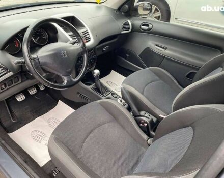 Пежо 206, объемом двигателя 1.4 л и пробегом 188 тыс. км за 4500 $, фото 6 на Automoto.ua
