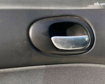 Пежо 206, объемом двигателя 1.4 л и пробегом 206 тыс. км за 3990 $, фото 20 на Automoto.ua