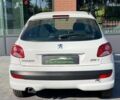 Пежо 206, объемом двигателя 1.4 л и пробегом 206 тыс. км за 3990 $, фото 9 на Automoto.ua