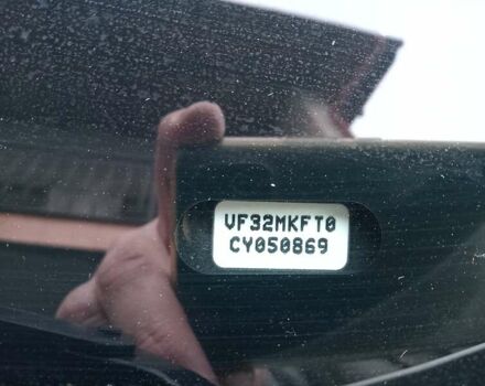 Пежо 206, объемом двигателя 1.4 л и пробегом 97 тыс. км за 4750 $, фото 12 на Automoto.ua