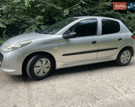 Пежо 206, объемом двигателя 1.4 л и пробегом 373 тыс. км за 3777 $, фото 7 на Automoto.ua