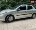 Пежо 206, объемом двигателя 1.4 л и пробегом 373 тыс. км за 3777 $, фото 7 на Automoto.ua